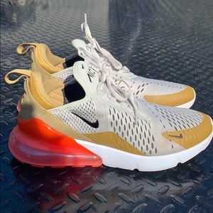 Women’s Nike 270